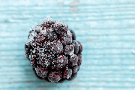 How to freeze blackberries